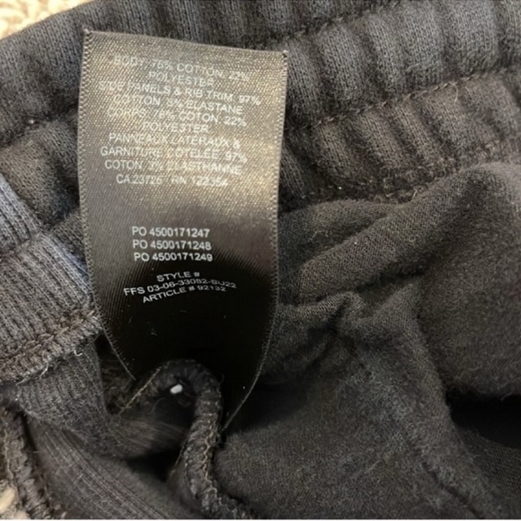 Tna Cozy Fleece Boyfriend Sweatpants in Black - Picture 5 of 13